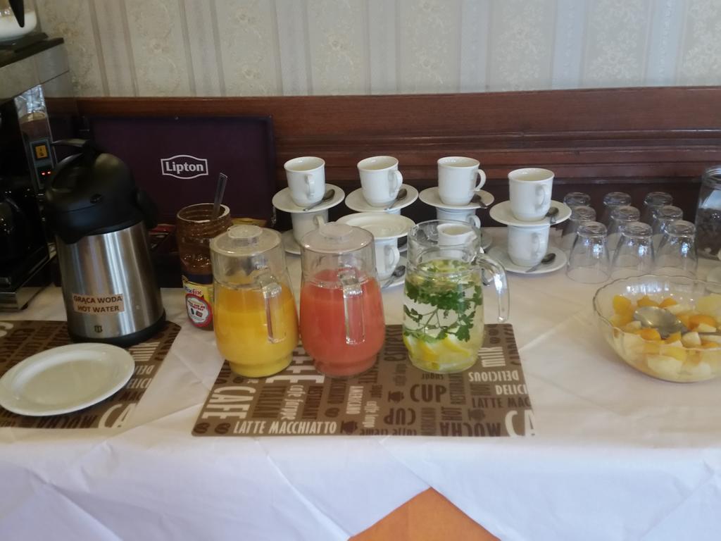 Hotel Restauracja Podzamcze شتشيتسين المظهر الخارجي الصورة