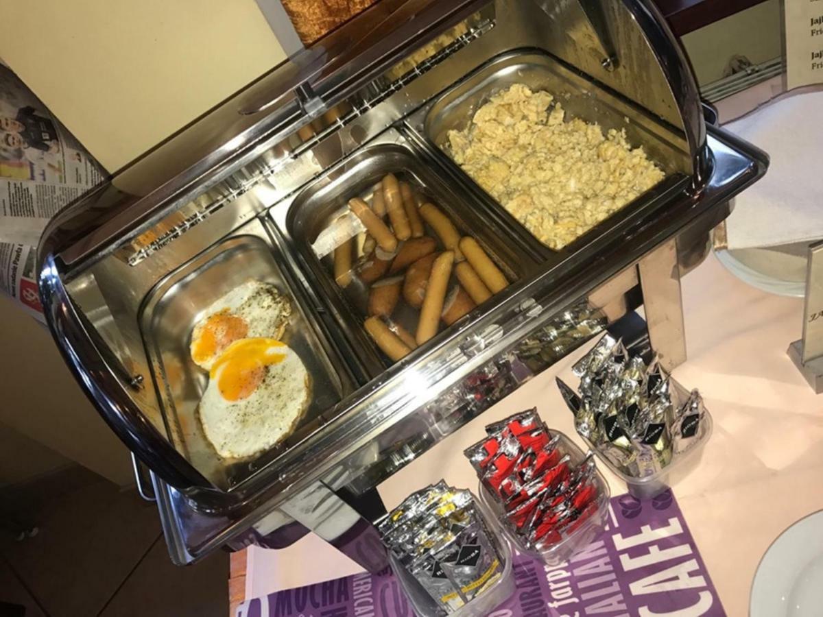 Hotel Restauracja Podzamcze شتشيتسين المظهر الخارجي الصورة