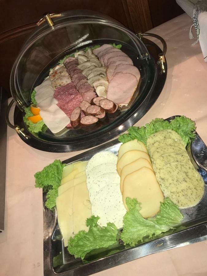 Hotel Restauracja Podzamcze شتشيتسين المظهر الخارجي الصورة